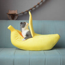 画像をギャラリービューアに読み込む, Cute Banana Cat Bed ふかふかバナナ型猫ベッド
