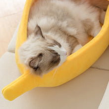 画像をギャラリービューアに読み込む, Cute Banana Cat Bed ふかふかバナナ型猫ベッド